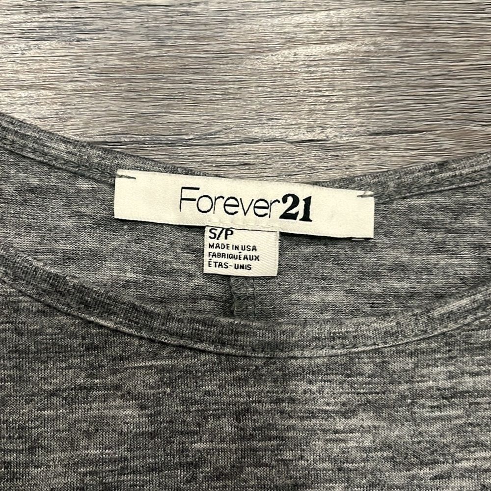 Forever 21 gray fringe southwestern print crop top - S - Picture 10 of 11